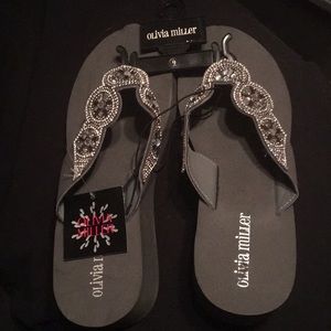 Wedge grey sandals